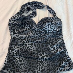 Miraclesuit Grey and Black Leopard Tankini Top
